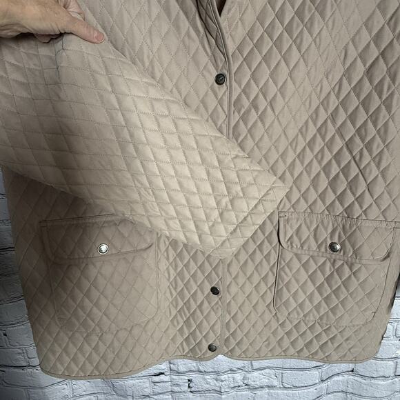 Cutter & Buck Ladies Tan Quilted Jacket, NWT, Side Pockets, Snap Relief, XL - Picture 8 of 10